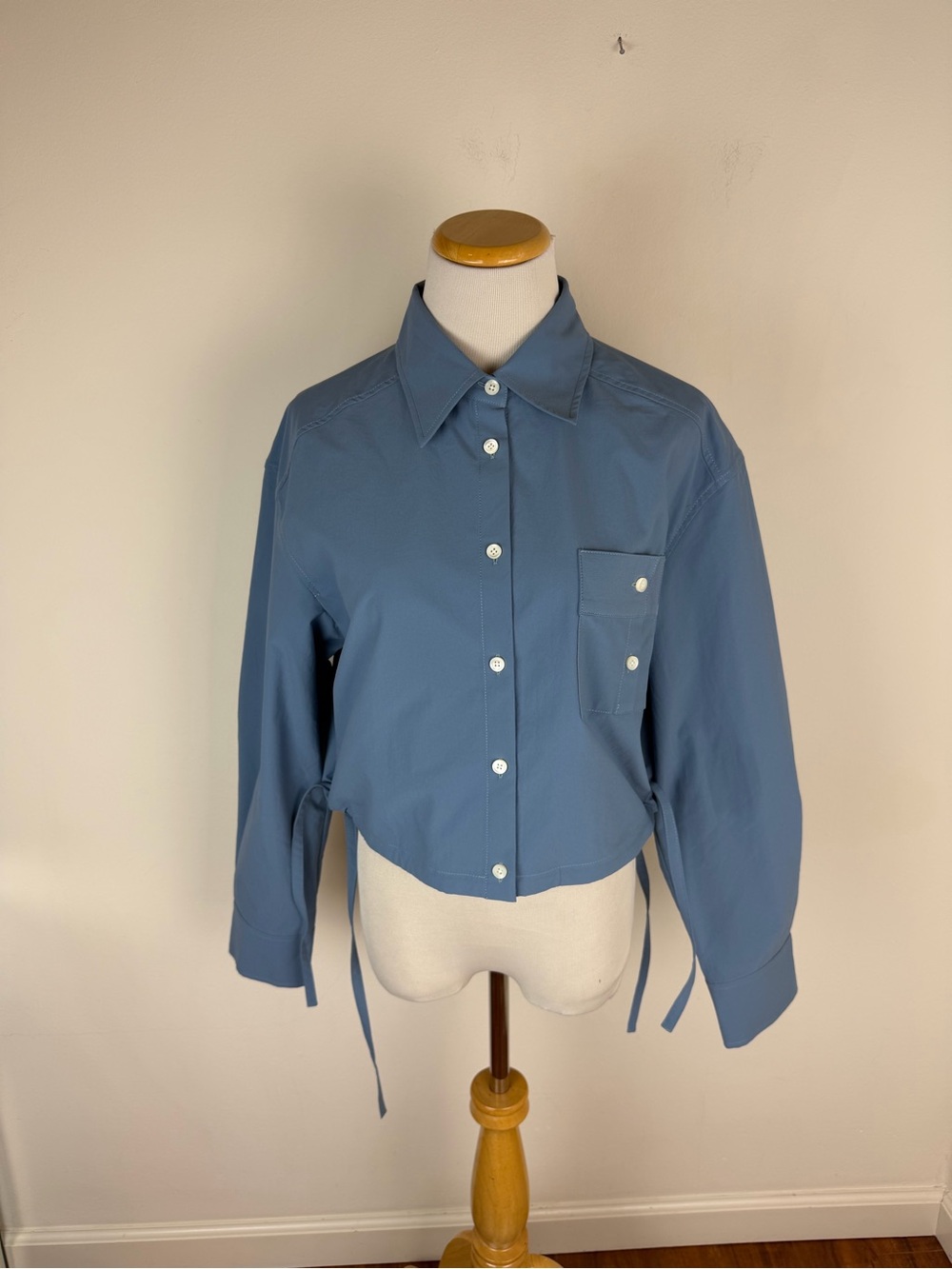 NWT Lost in Echo Blue Button Down Shirt Crop Top Size M